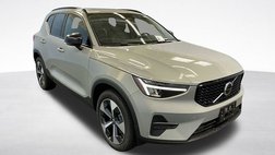 2026 Volvo XC40 B5 Core