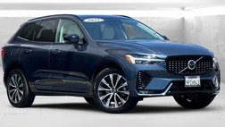 2025 Volvo XC60 B5 Core Dark Theme