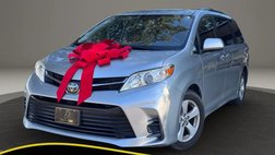 2019 Toyota Sienna LE