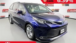 2023 Toyota Sienna XLE 7-Passenger