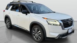 2022 Nissan Pathfinder Platinum