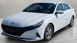 2022 Hyundai Elantra SE