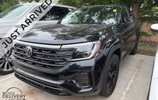 2025 Volkswagen Atlas Cross Sport SEL R-Line Black 4Motion