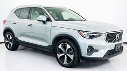 2024 Volvo XC40 B5 Plus Bright Theme