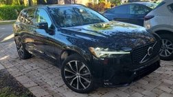 2023 Volvo XC60 B5 Plus Dark Theme