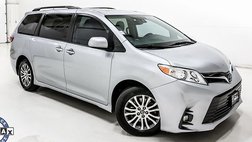 2020 Toyota Sienna XLE