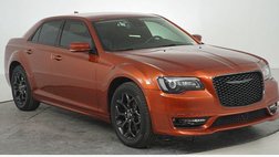 2021 Chrysler 300 Touring L