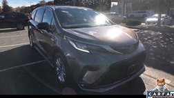 2022 Toyota Sienna XSE 7-Passenger
