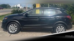 2022 Nissan Rogue Sport SV