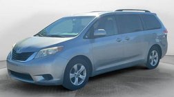 2013 Toyota Sienna LE 7-Passenger