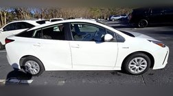 2022 Toyota Prius LE