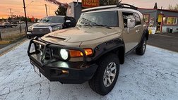 2014 Toyota FJ Cruiser Base