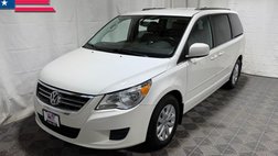 2012 Volkswagen Routan SE