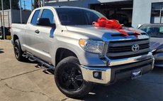 2014 Toyota Tundra SR5