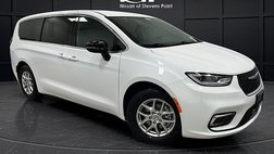 2024 Chrysler Pacifica Touring