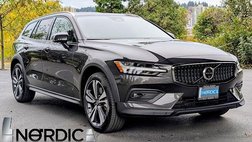 2025 Volvo V60 Cross Country B5 Plus