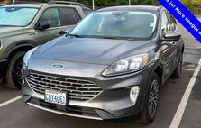 2021 Ford Escape Plug-In Hybrid Titanium