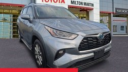 2022 Toyota Highlander Hybrid Limited