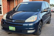2004 Toyota Sienna 4 Dr XLE AWD Passenger Van