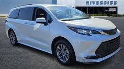 2023 Toyota Sienna XLE