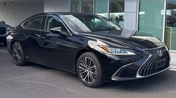 2022 Lexus ES 300h Base