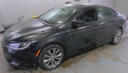 2016 Chrysler 200 S