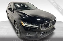 2023 Volvo V60 Cross Country B5 Plus