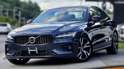 2023 Volvo S60 B5 Core Dark Theme