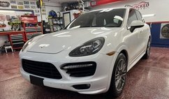 2014 Porsche Cayenne GTS