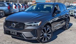 2025 Volvo XC60 B5 Plus Dark Theme