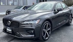 2025 Volvo S60 B5 Plus