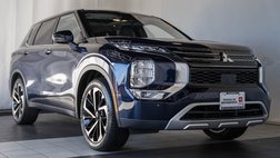2023 Mitsubishi Outlander SE