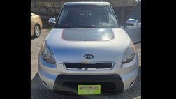 2010 Kia Soul +