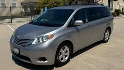 2017 Toyota Sienna LE