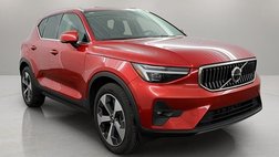 2024 Volvo XC40 B5 Plus Bright Theme