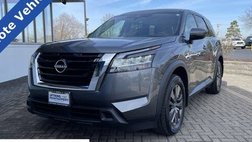 2022 Nissan Pathfinder S