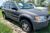 2004 Ford Escape XLS