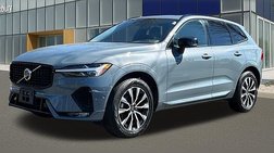 2023 Volvo XC60 B5 Plus Dark Theme