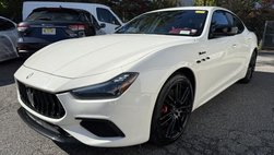 2022 Maserati Ghibli Modena Q4