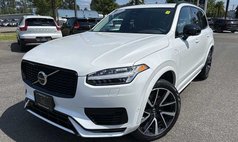 2023 Volvo XC90 Recharge T8 Plus Dark Theme