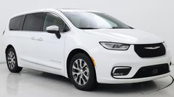 2023 Chrysler Pacifica Hybrid Pinnacle