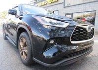 2023 Toyota Highlander Hybrid Bronze Edition