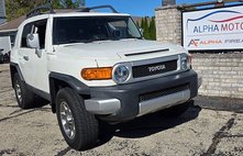 2013 Toyota FJ Cruiser Base