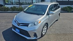 2020 Toyota Sienna LE