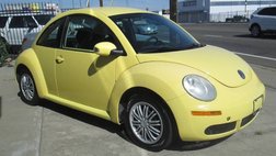 2010 Volkswagen New Beetle Base