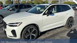 2023 Volvo XC60 B6 Ultimate Dark Theme