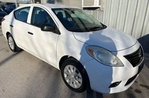 2013 Nissan Versa 1.6 S