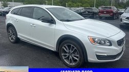 2017 Volvo V60 Cross Country T5 Premier