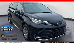 2022 Toyota Sienna XLE