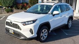 2020 Toyota RAV4 LE
